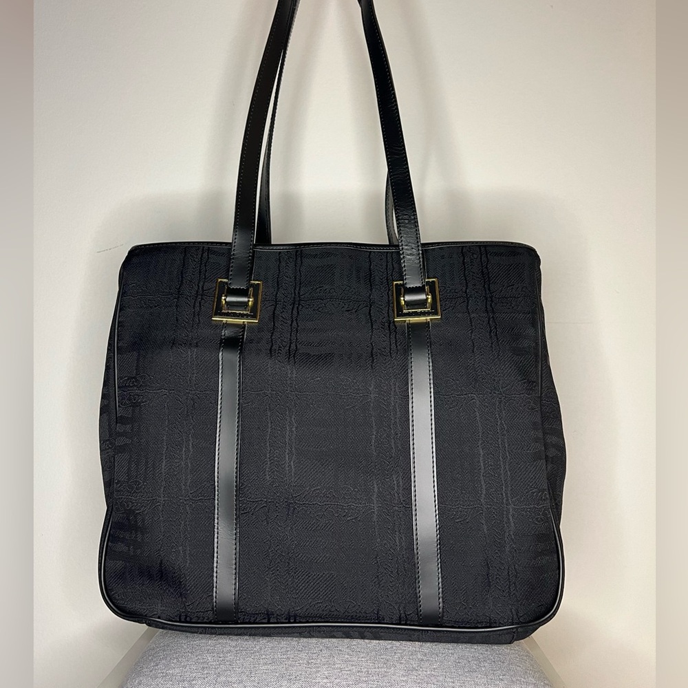 Nina Ricci NWOT Shouldbag